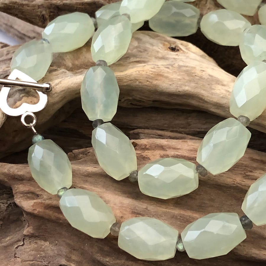 Pale green jade faceted beads necklace with small faceted labradorite  -00000137