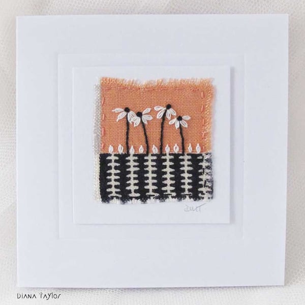 HAND EMBROIDERED GREETING CARD VINTAGE FABRIC DAISIES