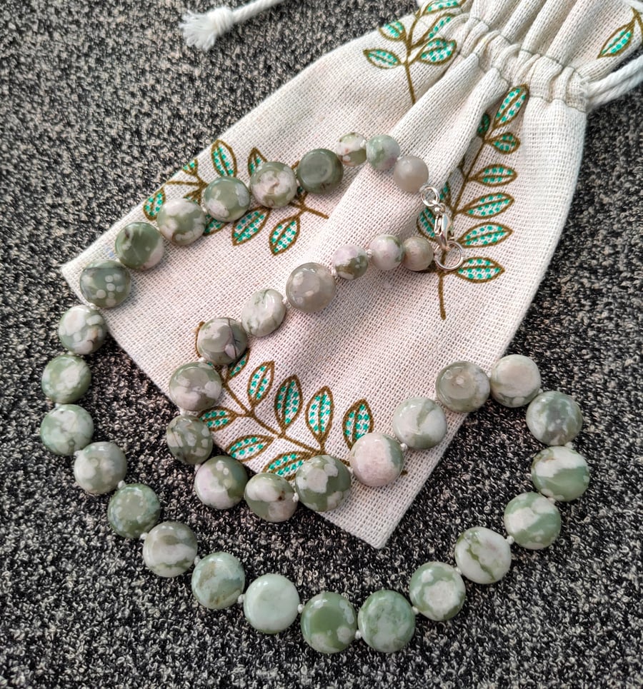 Peace Jade necklace with sterling silver clasp