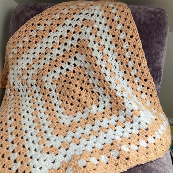 Crochet Blanket Granny square Pastel Peach & White 
