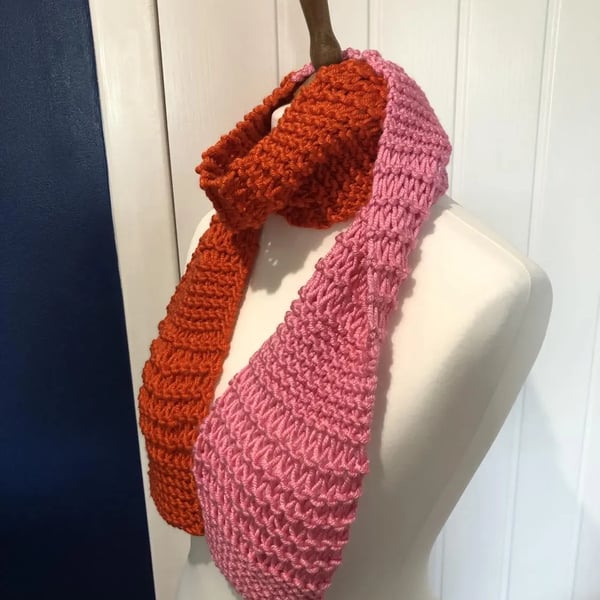 Scarf Chunky Anti Piling acrylic mix pink and orange 152cms long unisex