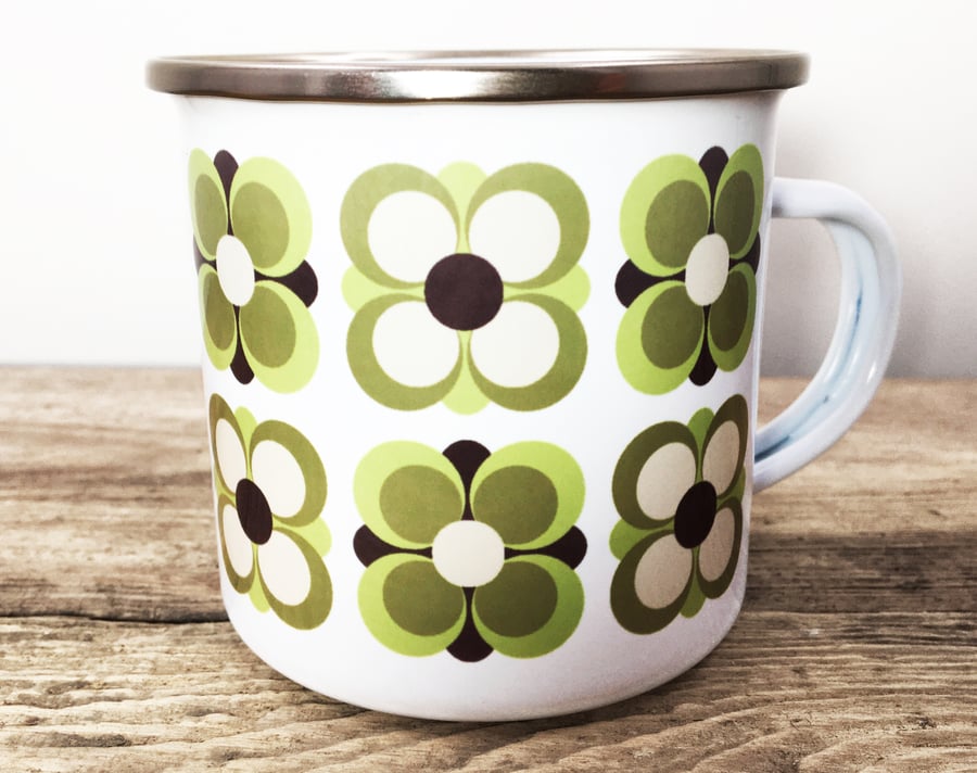 GREEN RETRO Enamel camping mug