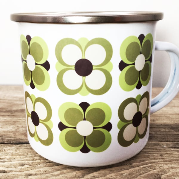 GREEN RETRO Enamel camping mug