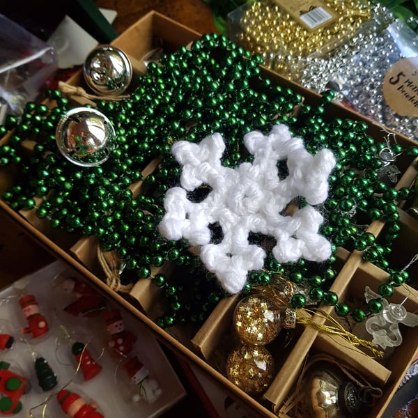Chunky Crochet Snowflakes pack of 3