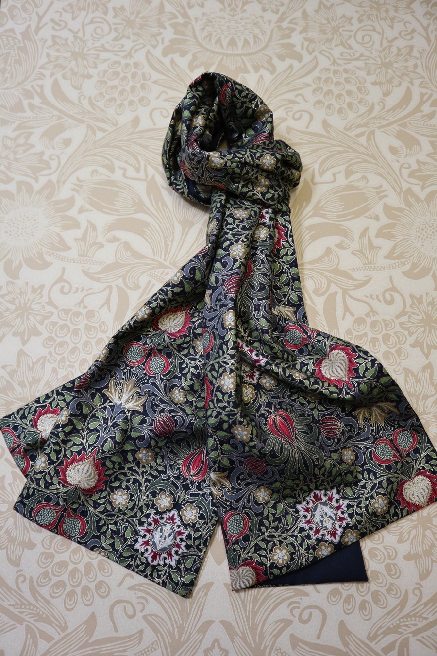 William Morris Scarf Persian Black