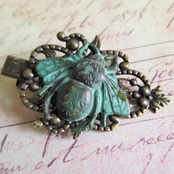 Steampunk Bee on Time Hair Clip
