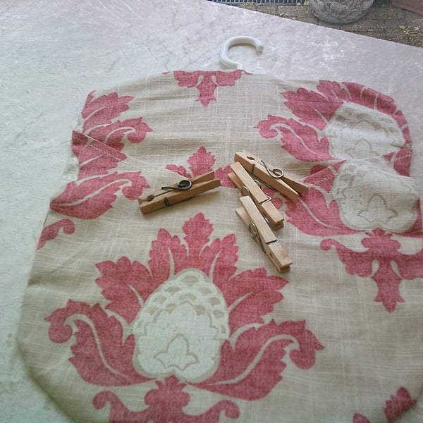 Peg Bag with Large Red flowers (pegs not included)