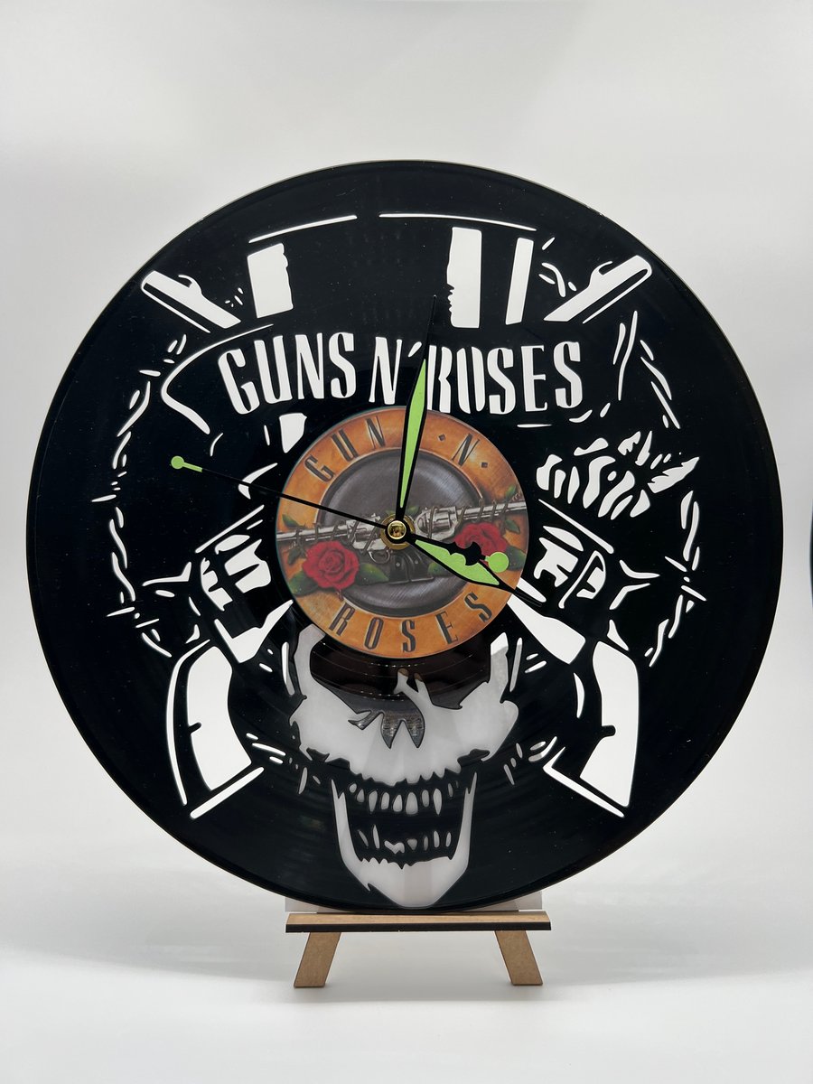 Guns and Roses Clock