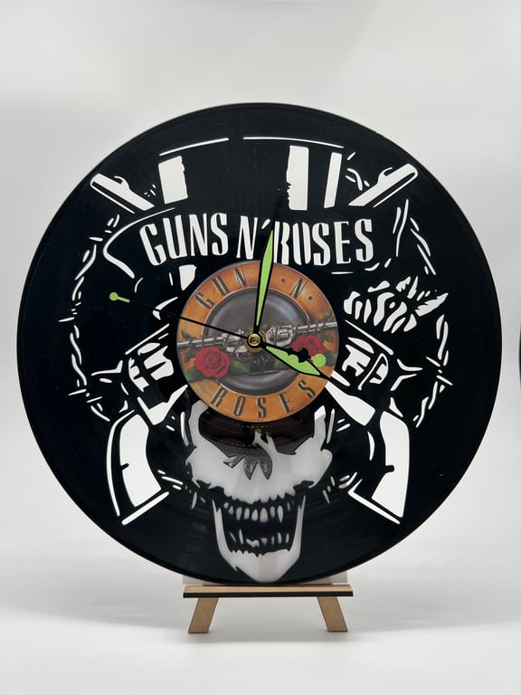 Guns and Roses Clock