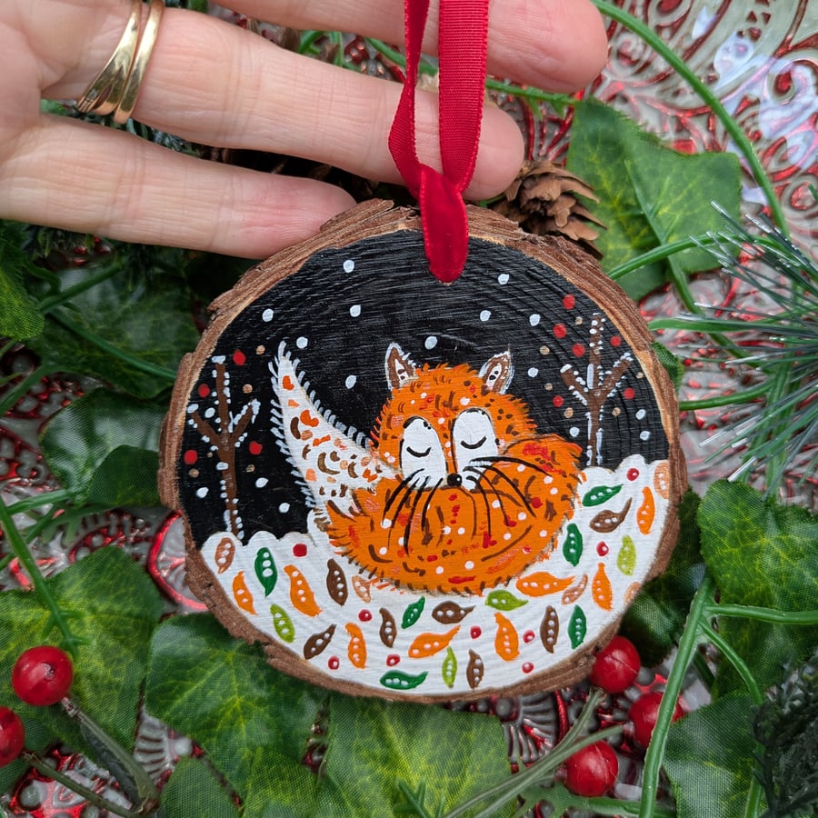Fox hand-painted Christmas decoration, Fox log slice, Fox ornament 