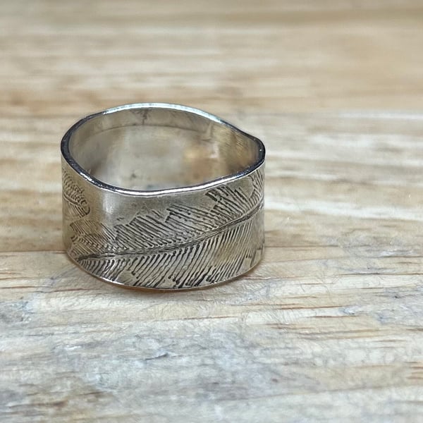 Handmade Sterling Silver Feather Detail Wide Ring UK Ring Size S-T