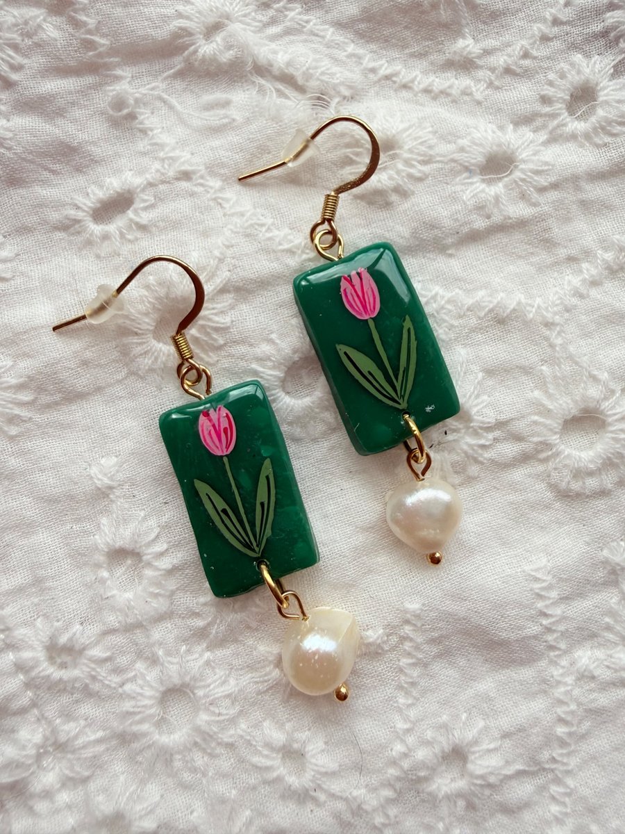Pink Tulip Pearl Drop Earrings