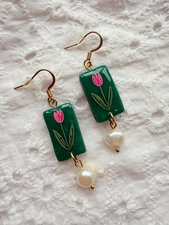 Pink Tulip Pearl Drop Earrings
