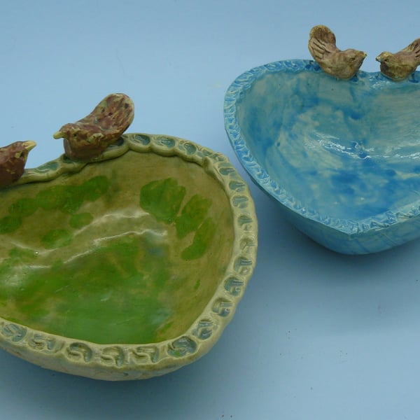 Ceramic small loving bird baths