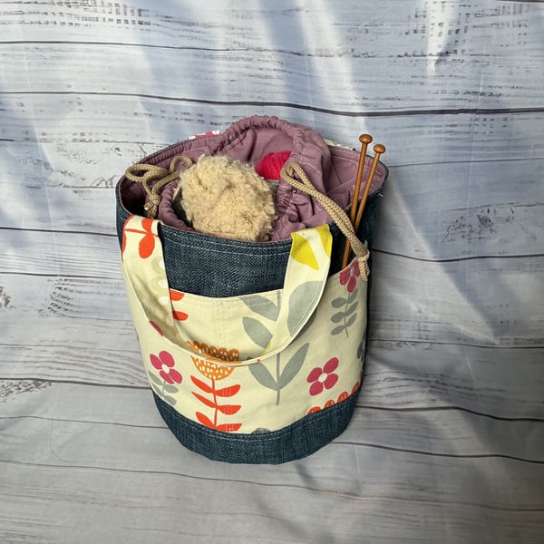 A bucket project bag