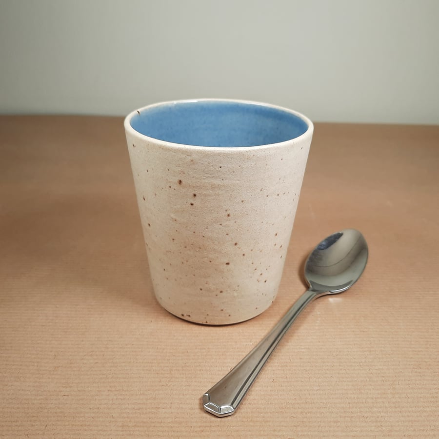 7oz  Blue and cream ceramic coffee tumbler