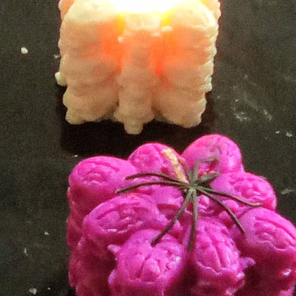 skull collage candles