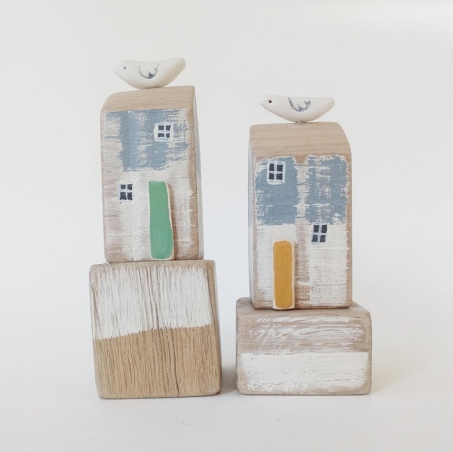 Little Sea Cottage with Clay Sea Bird 