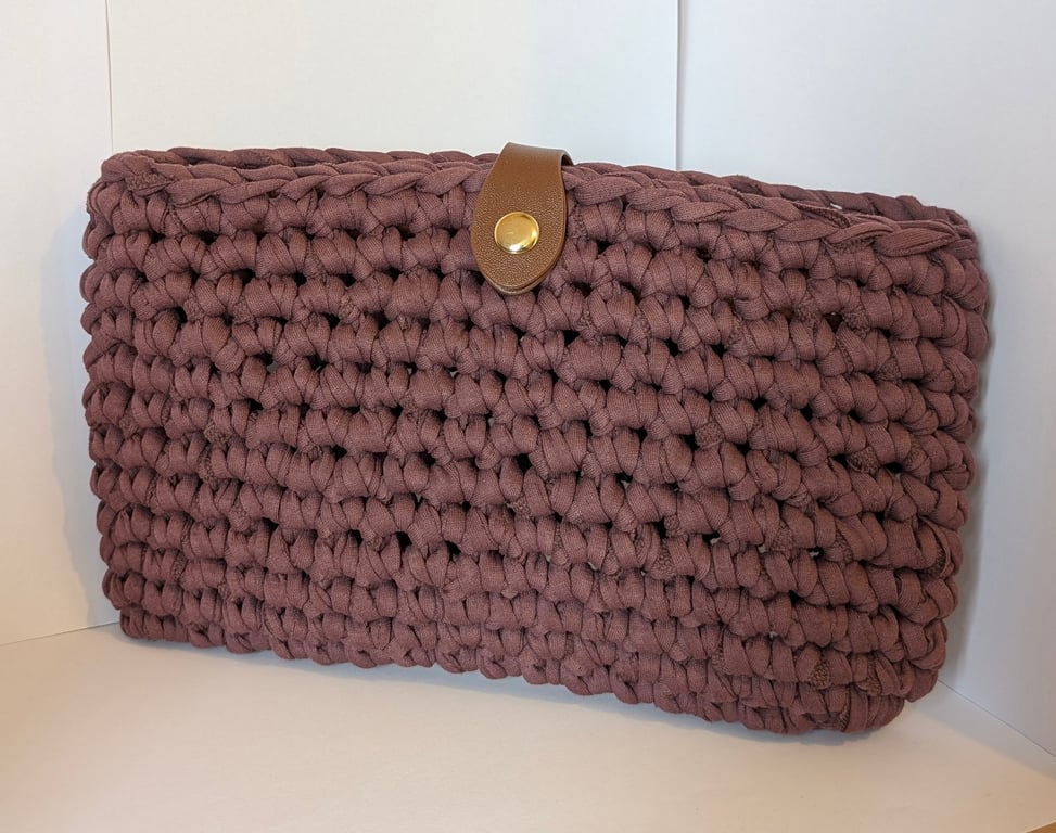Handmade plum colour crochet clutch bag made with t-shirt yarn 