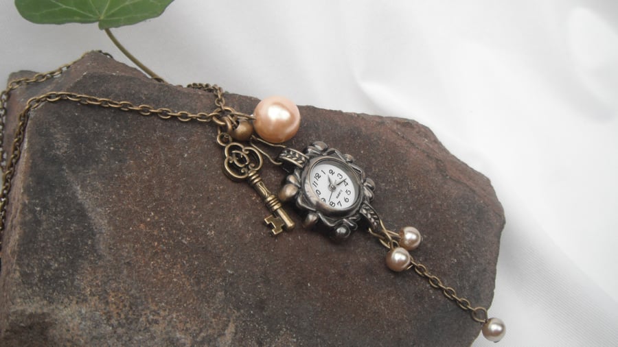 NEW!  Pendant Watch Key Necklace