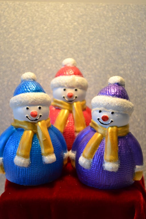 Hand-Painted Snowman Figurines. Christmas Holiday Decorations, Winter Home Décor