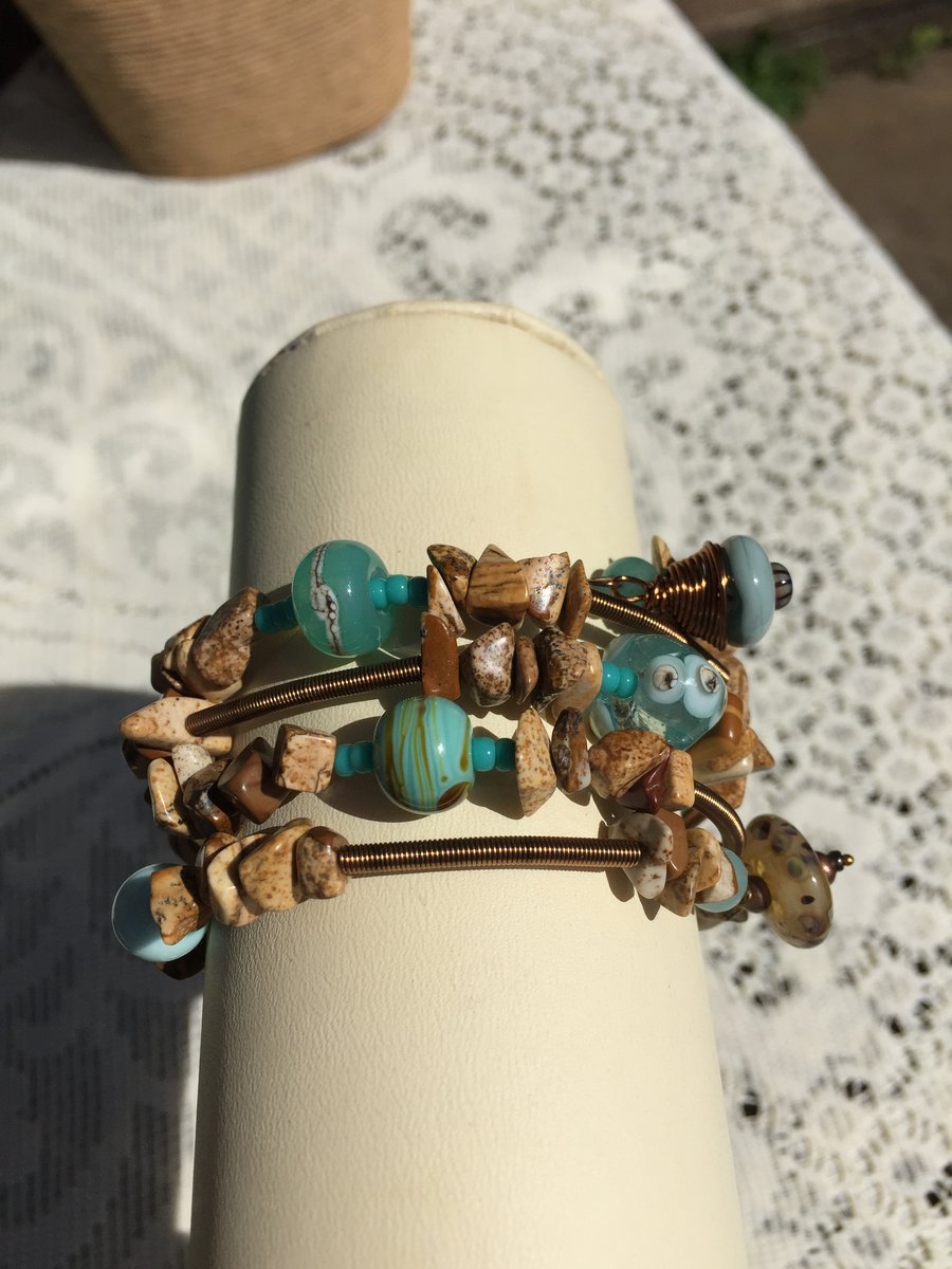  Lampwork Glass & Memorywire Bracelet with Turquoise beads & stone chips