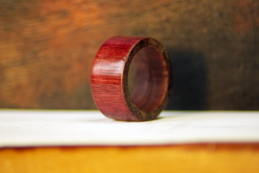 Solid exotic wood ring: Purpleheart