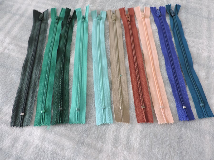 10 x 8in Zips Assorted Colours Sale