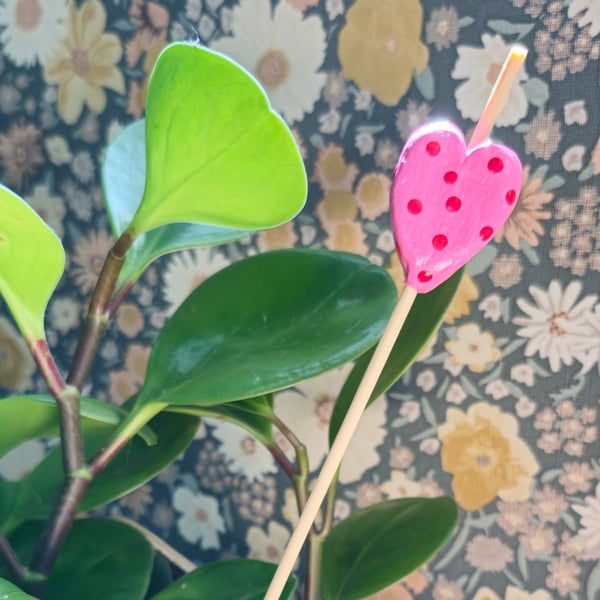 Little Heart Plant Stake