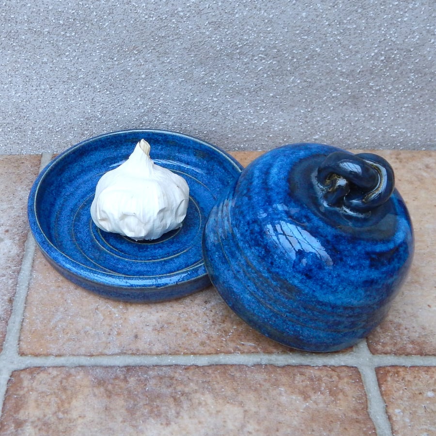 Garlic roaster baker or butter dish hand thrown stoneware handmade ceramic wheel