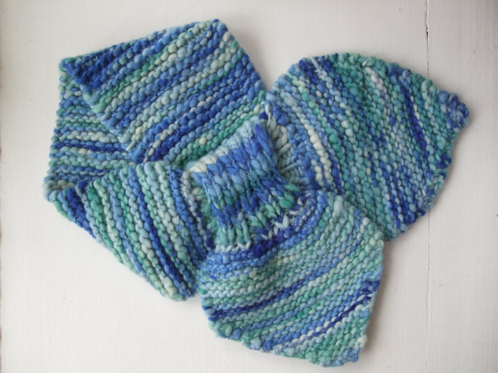 Bow-knot neckwarmer