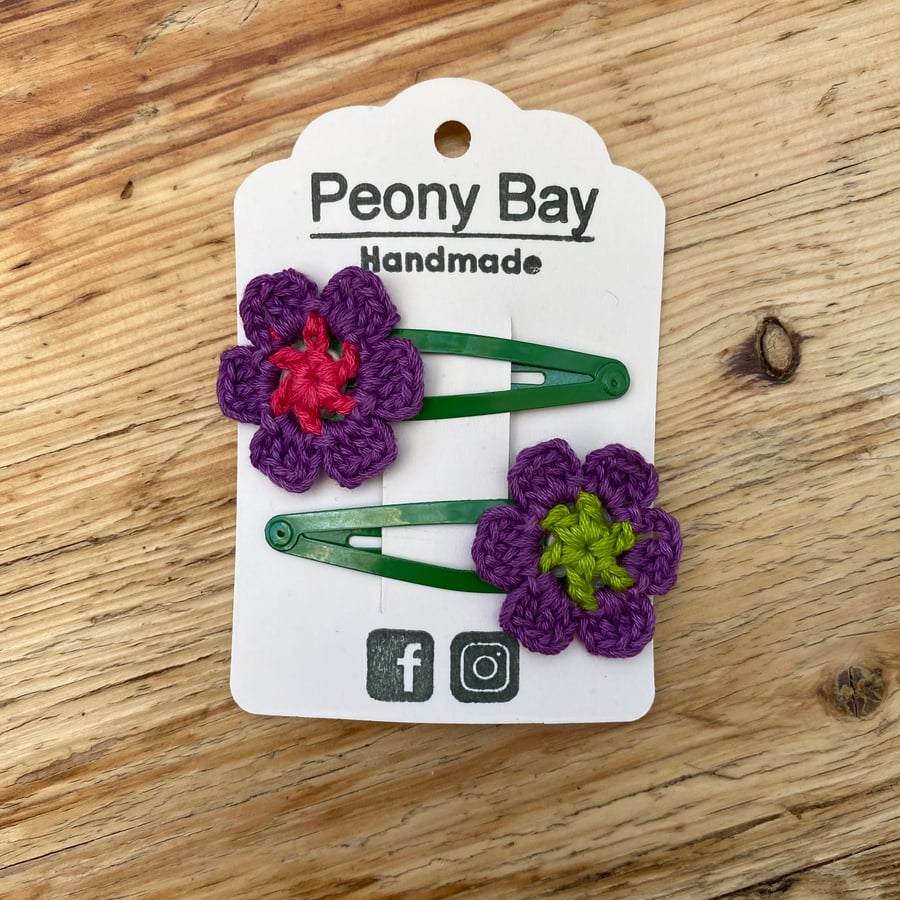 SALE - Multicoloured flower hair clips