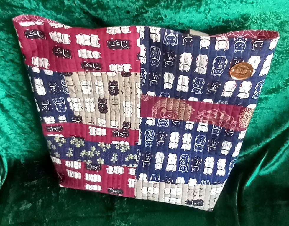Lucky Cat Patchwork Quilted Tote Bag