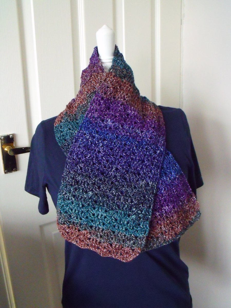 multicoloured glittery short crocheted scarf, crochet clothing accessory