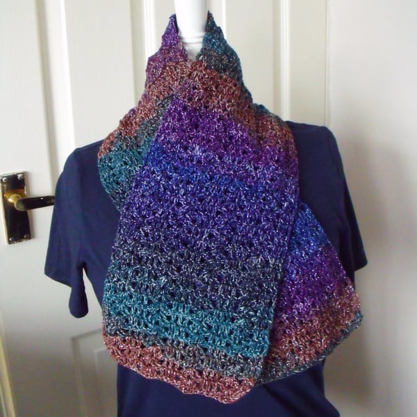 multicoloured glittery short crocheted scarf, crochet clothing accessory