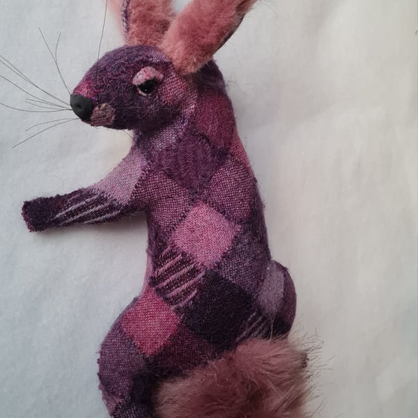 Faux squirrel wall mount - La Sirena