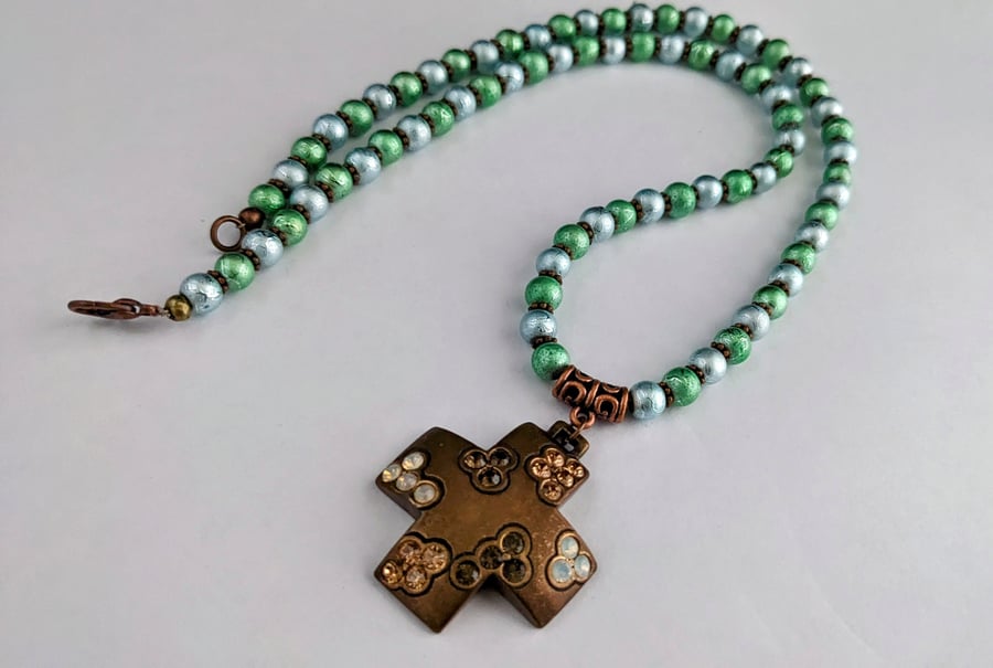Shimmery blue and green necklace with copper crucifix - 1001085C