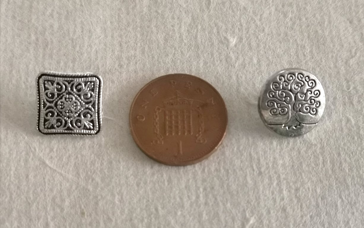Silver plated round and square buttons, tree of life
