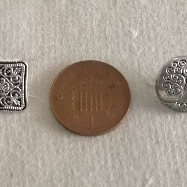 Silver plated round and square buttons, tree of life