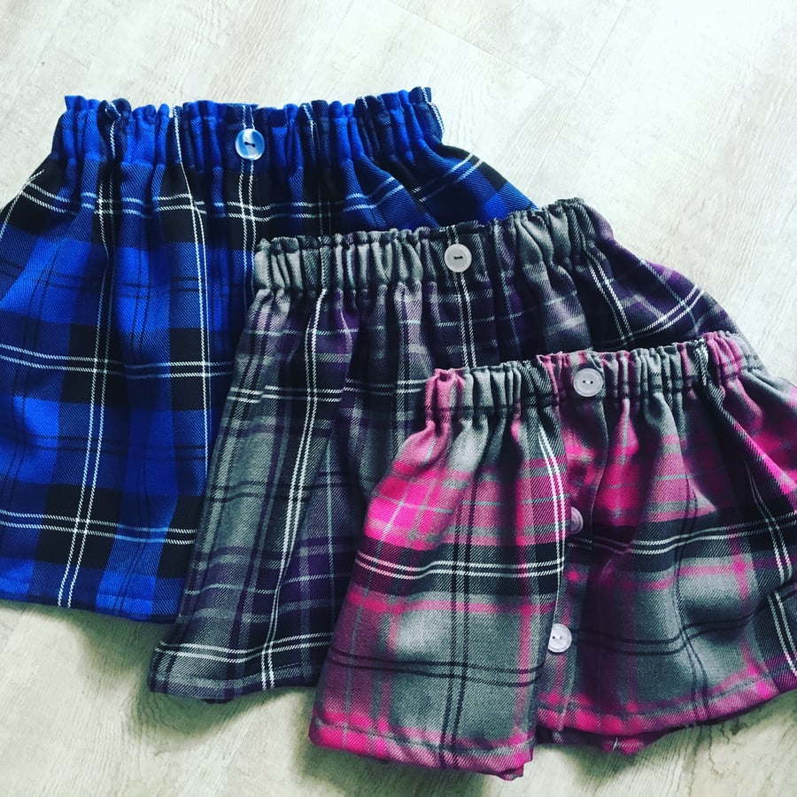 Toddler girls Tartan Skirts, warm Plaid elastic waist skirts. Choice of colour