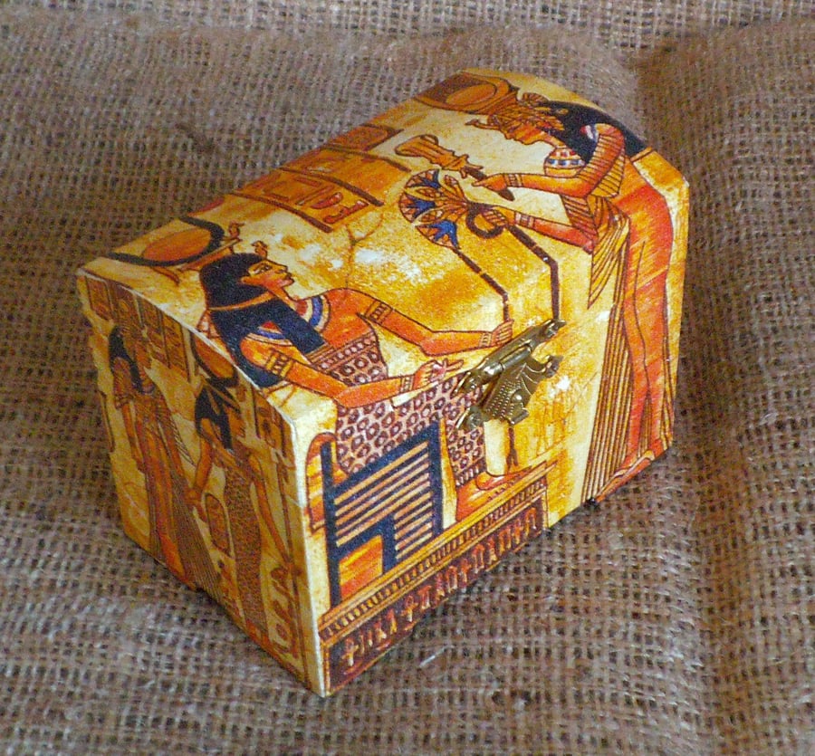 Egyptian Trinket Jewellery Treasures Wooden Small Chest Box Gift Unusual