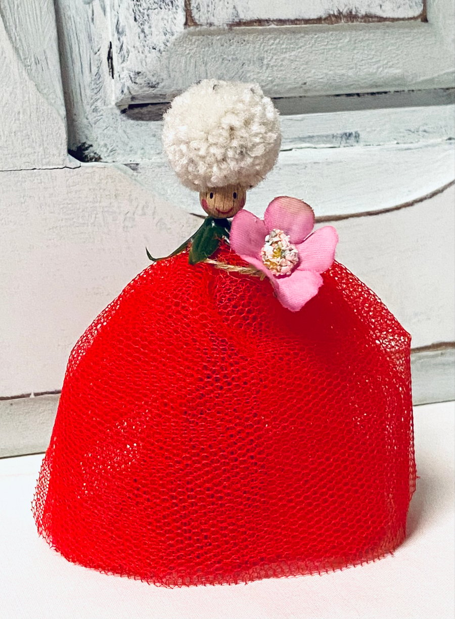 Mini Pom Pom Doll - Strawberry Betty