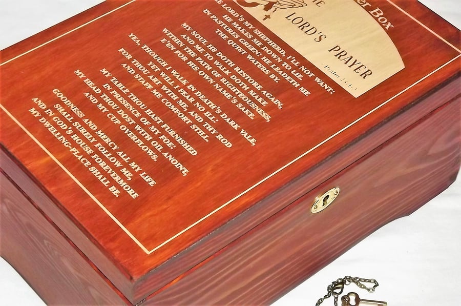 LOCKABLE WOODEN BOX ENGRAVED WITH THE LORDS PRAYER. PSALM 23. PRAYER BOX.