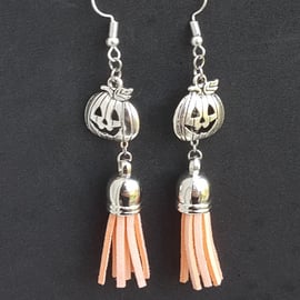Pumpkin Spice Peach Tassel earrings - Single Pumpkin.