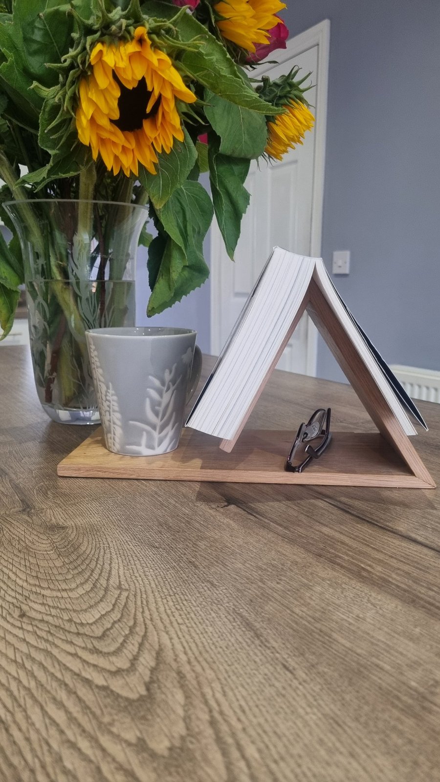Hand Crafted Wooden Book Stand with Contrasting Wood Detail