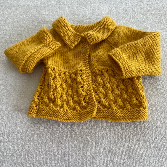 Lacy patterned cardigan