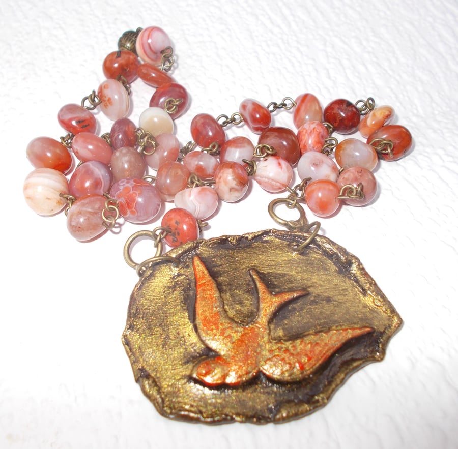 Red Agate Bird Necklace FREE UK Post