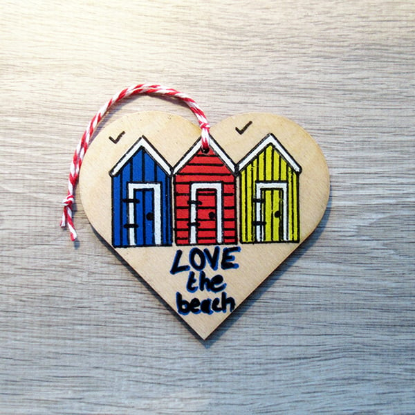 Beach Love – Hanging Heart – Love the beach