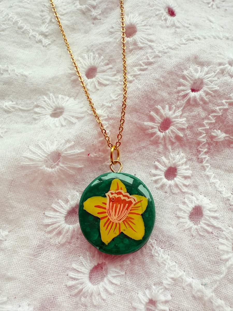 Daffodil Flower Pendant Necklace, Hand Painted - FREE SHIPPING