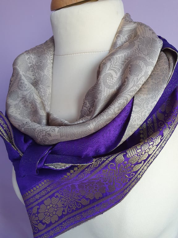 Sari double sided triangular scarf. Pale gold and Purple